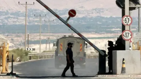 Two Persons Shot in Incident Adjacent to West Bank-Jordan Passage, Israel's Defense Forces States